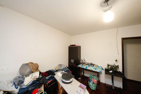 Casa à venda com 200m², 4 quartos e 3 vagas Casa à venda com 200m², 4 quartos e 3 vagasQuarto 2