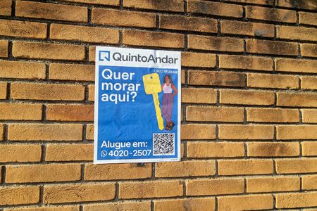 Casa à venda com 200m², 4 quartos e 3 vagas Casa à venda com 200m², 4 quartos e 3 vagasPlaca