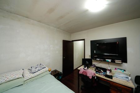 Casa à venda com 200m², 4 quartos e 3 vagas Casa à venda com 200m², 4 quartos e 3 vagasQuarto 3