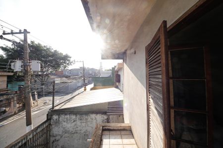 Casa à venda com 200m², 4 quartos e 3 vagas Casa à venda com 200m², 4 quartos e 3 vagasVaranda Suíte