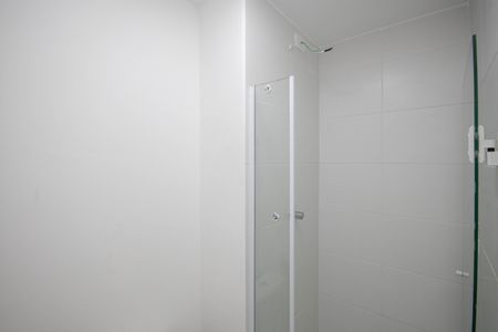 Apartamento para alugar com 39m², 2 quartos e sem vaga Apartamento para alugar com 39m², 2 quartos e sem vagaBanheiro