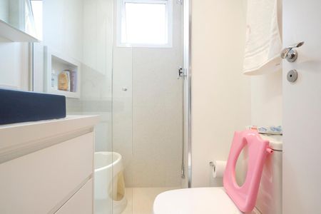 Apartamento à venda com 82m², 3 quartos e 2 vagasBanheiro