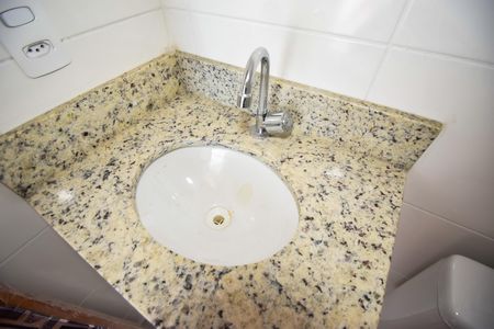 Apartamento para alugar com 58m², 2 quartos e 1 vaga Apartamento para alugar com 58m², 2 quartos e 1 vagaBanheiro