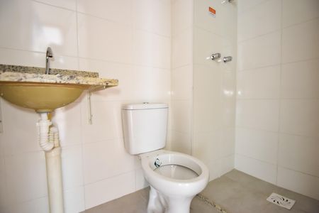 Apartamento para alugar com 58m², 2 quartos e 1 vaga Apartamento para alugar com 58m², 2 quartos e 1 vagaBanheiro