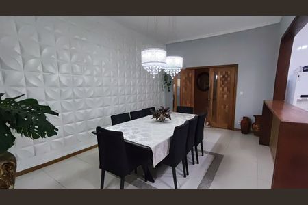 Casa para alugar com 2000m², 4 quartos e 12 vagasSala de Jantar