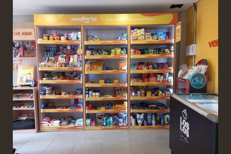 Apartamento à venda com 27m², 1 quarto e sem vagaMercado