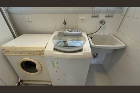 Apartamento para alugar com 83m², 2 quartos e 1 vagaÁrea de Serviço