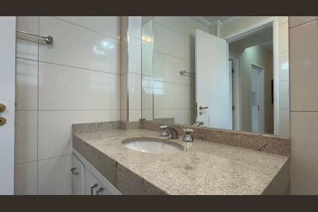 Apartamento para alugar com 83m², 2 quartos e 1 vagaBanheiro 2