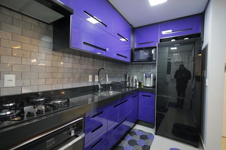 Apartamento à venda com 66m², 2 quartos e 2 vagas Apartamento à venda com 66m², 2 quartos e 2 vagasCozinha