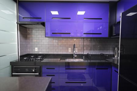 Apartamento à venda com 66m², 2 quartos e 2 vagas Apartamento à venda com 66m², 2 quartos e 2 vagasCozinha