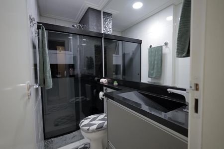 Apartamento à venda com 66m², 2 quartos e 2 vagas Apartamento à venda com 66m², 2 quartos e 2 vagasBanheiro Suíte