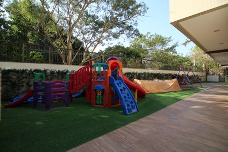 Apartamento à venda com 113m², 3 quartos e 2 vagasÁrea Comum - Playground