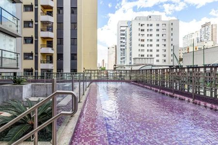 Studio para alugar com 45m², 1 quarto e 1 vaga Studio para alugar com 45m², 1 quarto e 1 vagaÁrea comum - Piscina