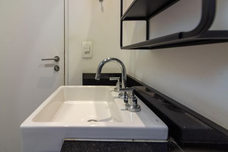 Studio para alugar com 45m², 1 quarto e 1 vaga Studio para alugar com 45m², 1 quarto e 1 vagaBanheiro