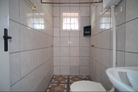 Banheiro de casa para alugar com 1 quarto, 43m² em Guarani, Novo Hamburgo