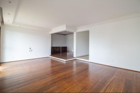 Apartamento para alugar com 4 quartos, 194m² em Campo Belo, São Paulo