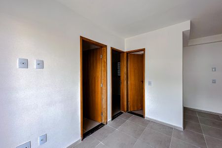 Sala de apartamento à venda com 2 quartos, 38m² em Vila Bertioga, São Paulo
