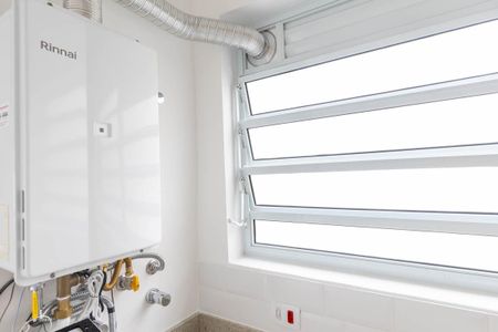 Apartamento à venda com 230m², 3 quartos e 2 vagas Apartamento à venda com 230m², 3 quartos e 2 vagasLavanderia