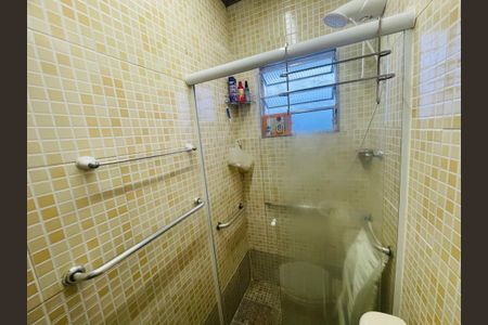 Casa à venda com 125m², 2 quartos e 2 vagas Casa à venda com 125m², 2 quartos e 2 vagasBanheiro Social