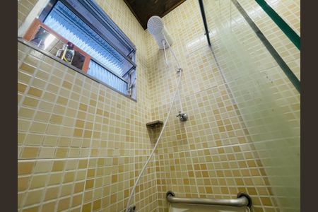 Casa à venda com 125m², 2 quartos e 2 vagas Casa à venda com 125m², 2 quartos e 2 vagasBanheiro Social