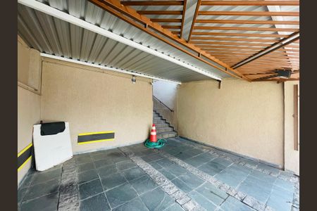 Casa à venda com 125m², 2 quartos e 2 vagas Casa à venda com 125m², 2 quartos e 2 vagasGaragem