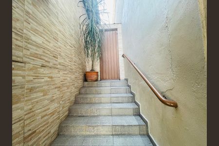 Casa à venda com 125m², 2 quartos e 2 vagas Casa à venda com 125m², 2 quartos e 2 vagasHall de entrada