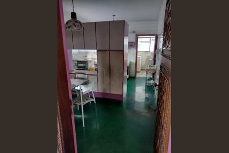 Apartamento à venda com 202m², 3 quartos e 2 vagas Apartamento à venda com 202m², 3 quartos e 2 vagasFoto 04