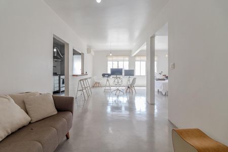 Apartamento à venda com 56m², 1 quarto e sem vagaSala/Quarto