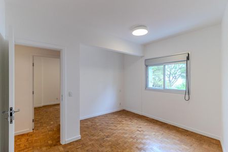 Apartamento à venda com 128m², 3 quartos e 1 vagaSuíte