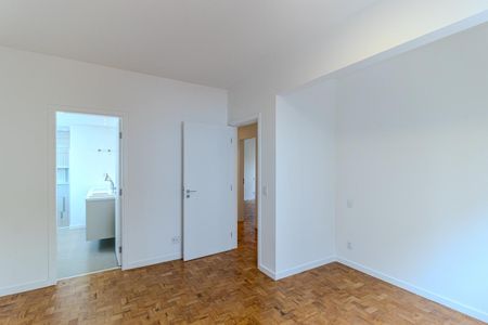 Apartamento à venda com 128m², 3 quartos e 1 vagaSuíte