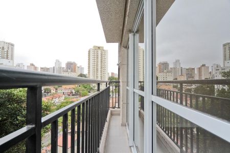 Studio para alugar com 30m², 1 quarto e 1 vaga Studio para alugar com 30m², 1 quarto e 1 vagaVaranda