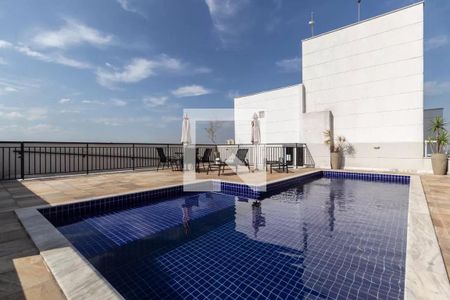 Studio para alugar com 30m², 1 quarto e 1 vaga Studio para alugar com 30m², 1 quarto e 1 vagaÁrea comum - Piscina