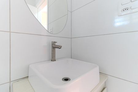 Banheiro de kitnet/studio à venda com 1 quarto, 32m² em Vila Buarque, São Paulo