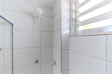 Banheiro de kitnet/studio à venda com 1 quarto, 32m² em Vila Buarque, São Paulo