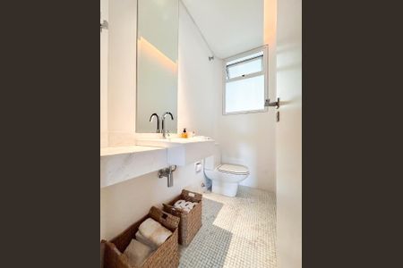 Apartamento à venda com 242m², 3 quartos e 2 vagas