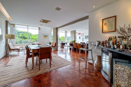 Apartamento à venda com 3 quartos, 242m² em Jardim Paulista, São Paulo