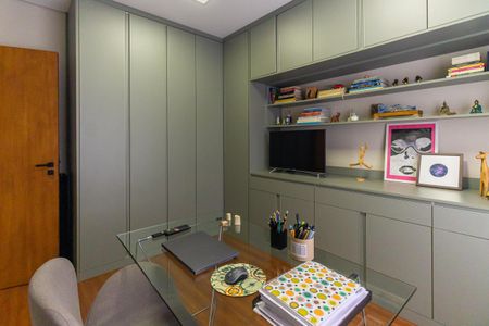 Apartamento à venda com 128m², 2 quartos e 3 vagasQuarto 