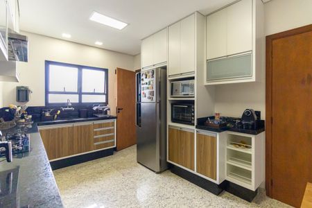 Apartamento à venda com 128m², 2 quartos e 3 vagasCozinha