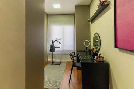 Apartamento à venda com 128m², 2 quartos e 3 vagasCloset da suíte