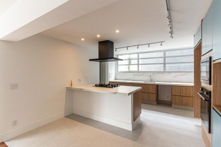 Apartamento à venda com 167m², 3 quartos e 2 vagas Apartamento à venda com 167m², 3 quartos e 2 vagasCozinha