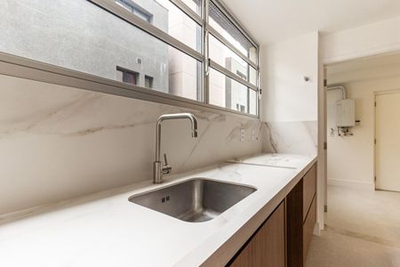 Apartamento à venda com 167m², 3 quartos e 2 vagas Apartamento à venda com 167m², 3 quartos e 2 vagasCozinha