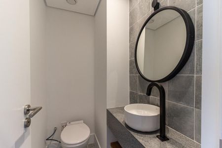 Apartamento à venda com 167m², 3 quartos e 2 vagas Apartamento à venda com 167m², 3 quartos e 2 vagasLavabo