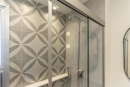 Apartamento à venda com 167m², 3 quartos e 2 vagas Apartamento à venda com 167m², 3 quartos e 2 vagasBanheiro da Suíte 1