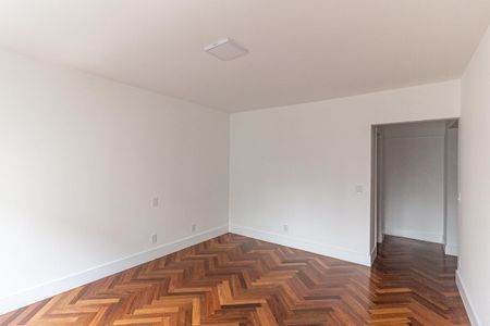 Apartamento à venda com 167m², 3 quartos e 2 vagas Apartamento à venda com 167m², 3 quartos e 2 vagasSuíte 1