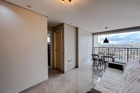 Sala de apartamento à venda com 2 quartos, 60m² em Vila Bertioga, São Paulo