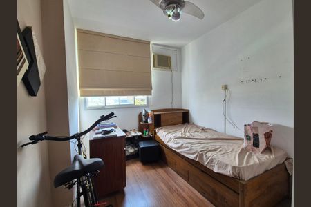 Quarto 1 de apartamento à venda com 2 quartos, 58m² em Barra da Tijuca, Rio de Janeiro