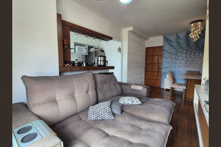 Sala  de apartamento à venda com 2 quartos, 58m² em Barra da Tijuca, Rio de Janeiro