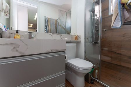 Apartamento à venda com 81m², 3 quartos e 2 vagasBanheiro Social