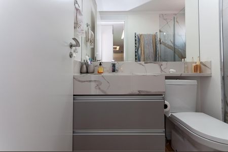 Apartamento à venda com 81m², 3 quartos e 2 vagasBanheiro Social