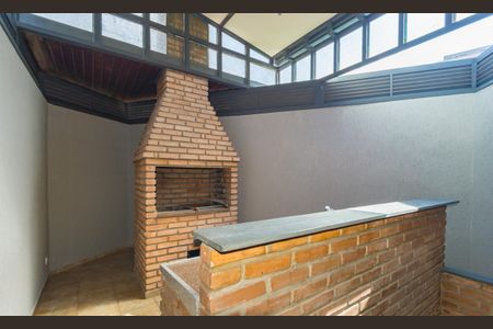 Casa à venda com 240m², 3 quartos e 2 vagas Casa à venda com 240m², 3 quartos e 2 vagasEspaço Gourmet
